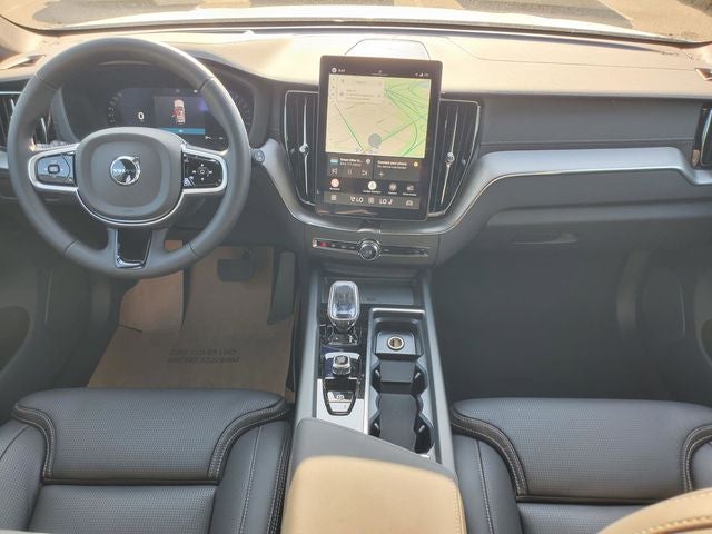 2026 Volvo XC60 B5 Ultra Black Edition
