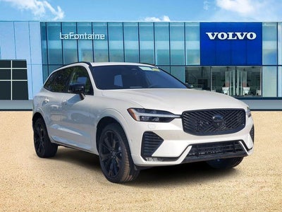 2026 Volvo XC60 B5 Ultra Black Edition