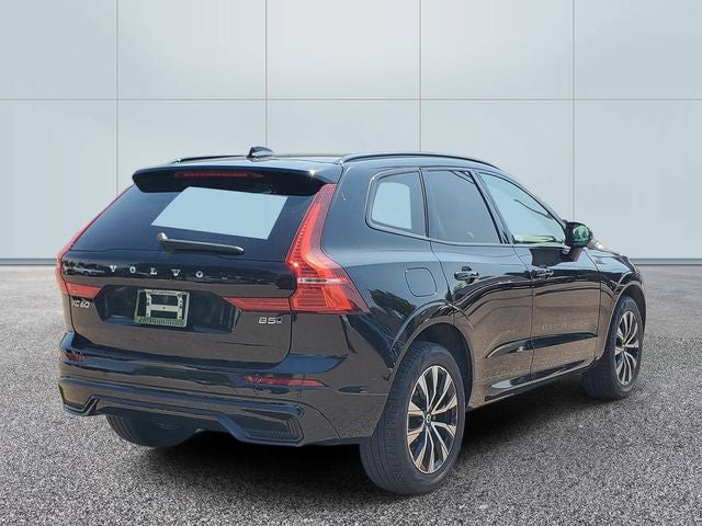 2025 Volvo XC60 B5 Core