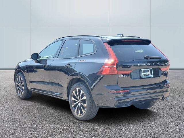 2025 Volvo XC60 B5 Core