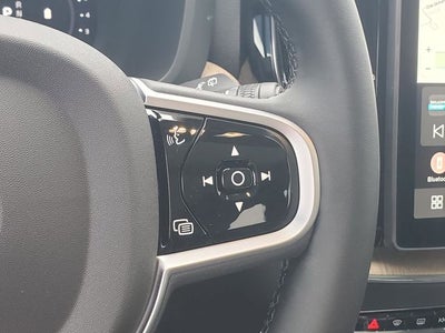 2026 Volvo XC60 B5 Core