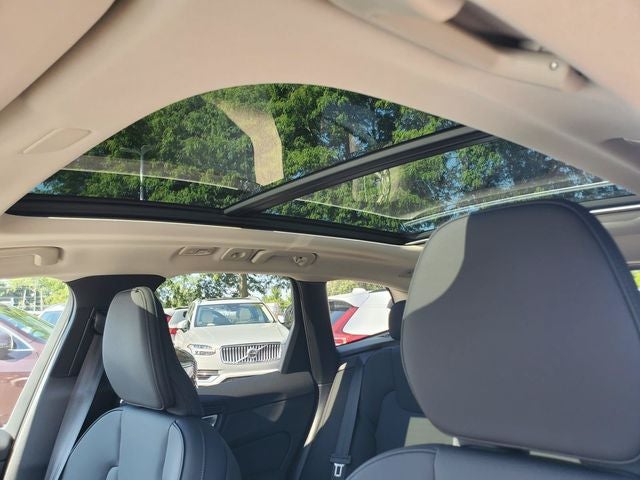 2026 Volvo XC60 B5 Core