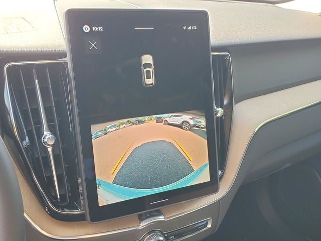 2026 Volvo XC60 B5 Core