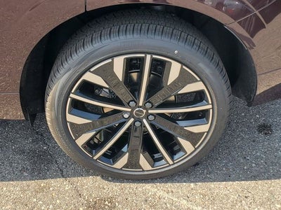 2026 Volvo XC60 B5 Ultra