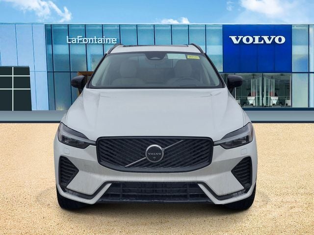 2026 Volvo XC60 B5 Ultra