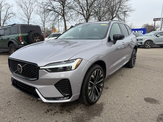 2026 Volvo XC60 B5 Ultra