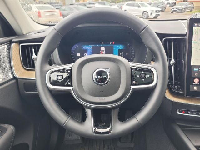 2026 Volvo XC60 B5 Ultra