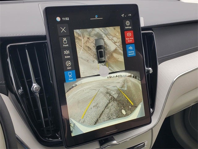 2026 Volvo XC60 B5 Ultra