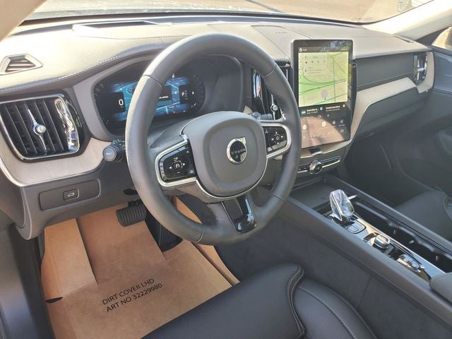 2026 Volvo XC60 B5 Ultra