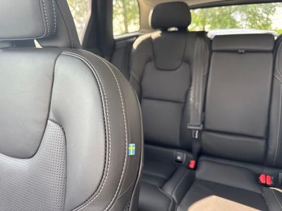 2025 Volvo XC60 B5 Ultra