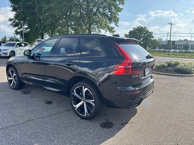 2025 Volvo XC60 B5 Ultra