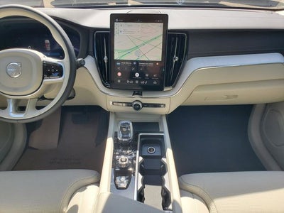 2026 Volvo XC60 B5 Ultra