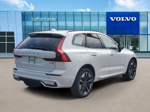 2026 Volvo XC60 B5 Ultra