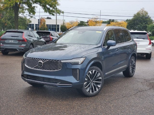 2027 Volvo XC90 B5 Plus