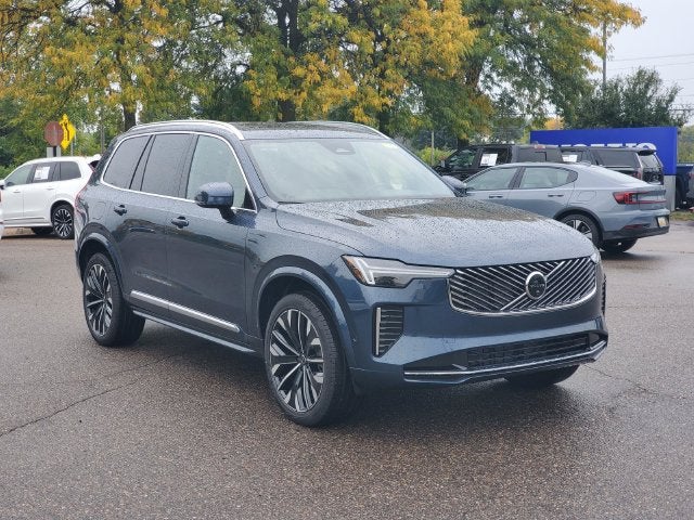 2027 Volvo XC90 B5 Plus