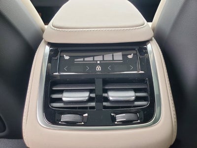 2027 Volvo XC90 B5 Plus