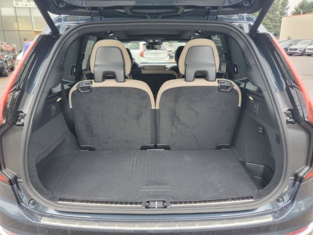 2027 Volvo XC90 B5 Plus