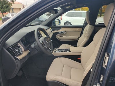 2027 Volvo XC90 B5 Core