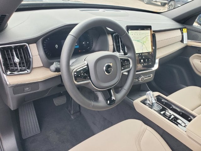 2027 Volvo XC90 B5 Core