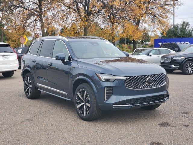 2027 Volvo XC90 B5 Core