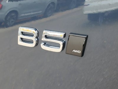 2027 Volvo XC90 B5 Core