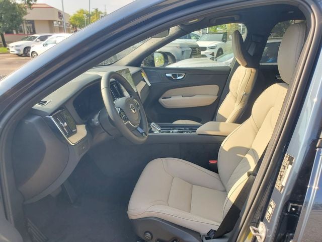 2027 Volvo XC60 B5 Plus