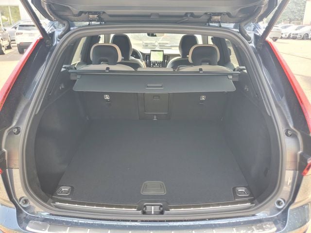 2027 Volvo XC60 B5 Plus