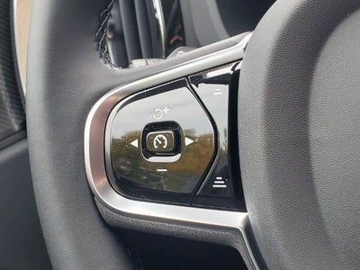 2027 Volvo XC60 B5 Plus
