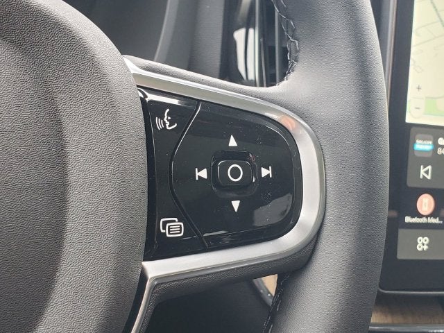 2027 Volvo XC60 B5 Plus