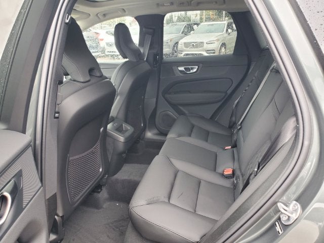 2027 Volvo XC60 B5 Plus