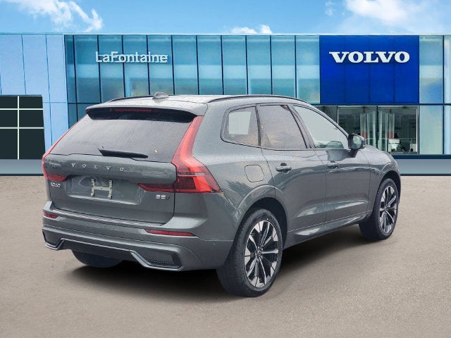 2027 Volvo XC60 B5 Plus