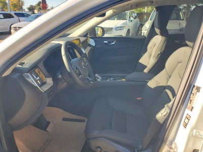 2027 Volvo XC60 B5 Plus