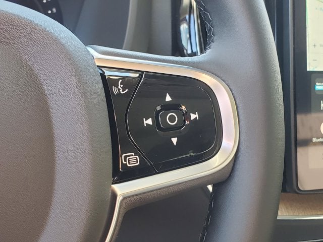 2027 Volvo XC60 B5 Plus