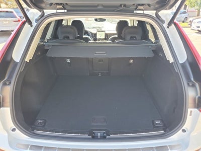 2027 Volvo XC60 B5 Plus