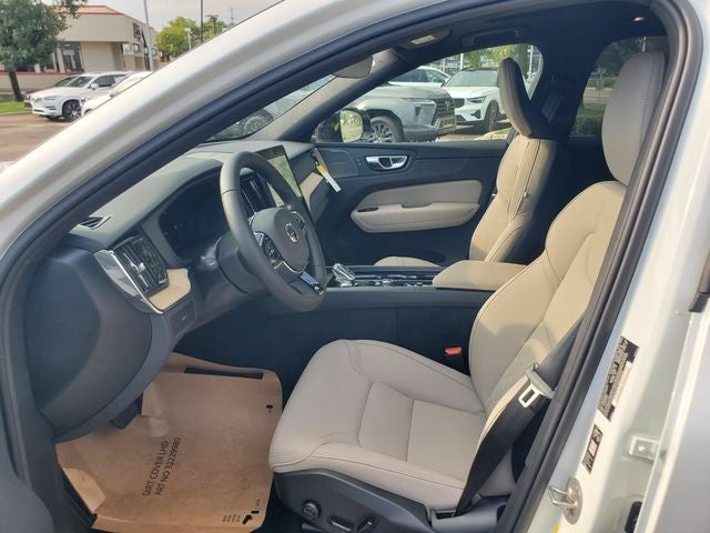 2027 Volvo XC60 B5 Plus