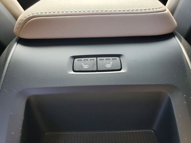 2027 Volvo XC60 B5 Plus