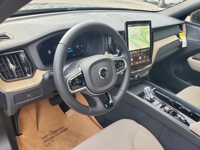 2027 Volvo XC60 B5 Plus
