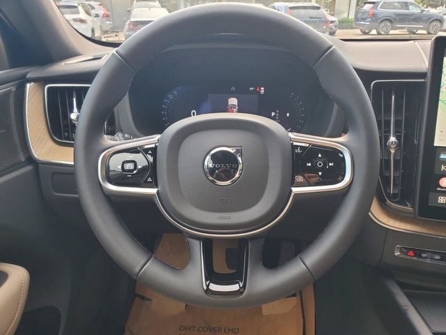 2027 Volvo XC60 B5 Plus