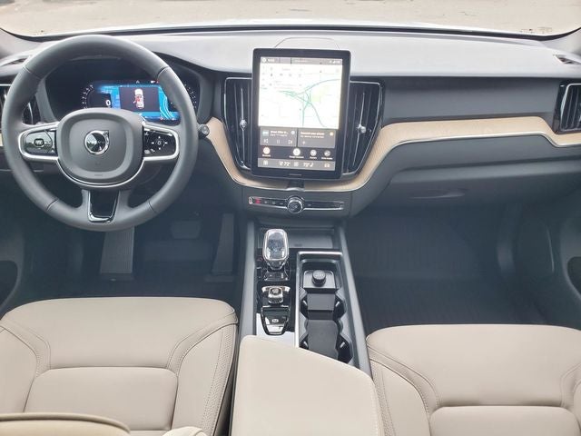 2027 Volvo XC60 B5 Core