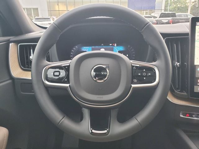 2027 Volvo XC60 B5 Core