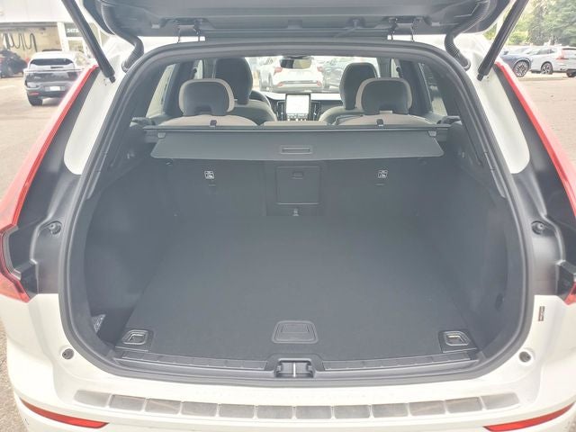 2027 Volvo XC60 B5 Core