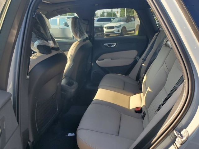 2027 Volvo XC60 B5 Core