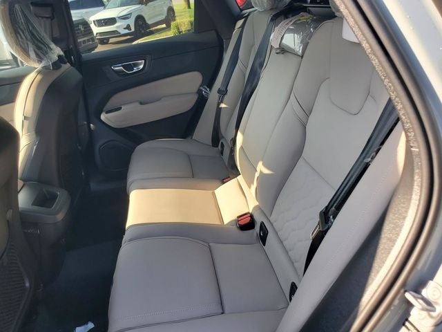 2027 Volvo XC60 B5 Core