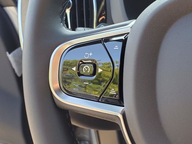 2027 Volvo XC60 B5 Core
