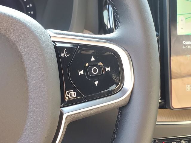 2027 Volvo XC60 B5 Core