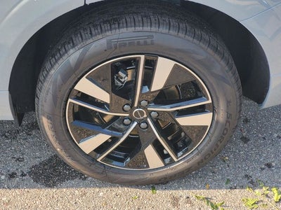 2027 Volvo XC60 B5 Core