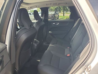 2027 Volvo XC60 B5 Core