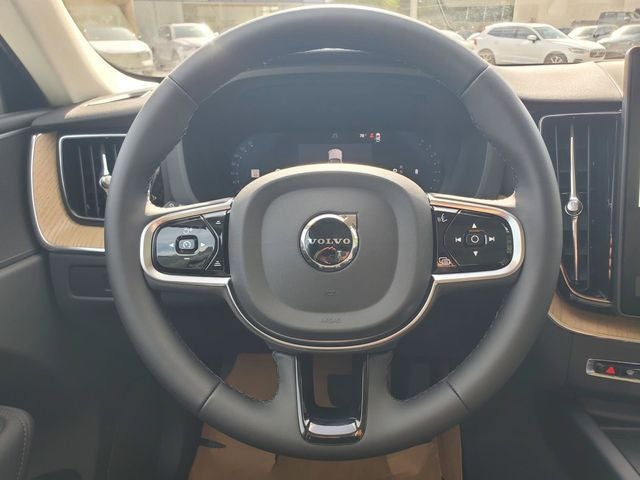 2027 Volvo XC60 B5 Core
