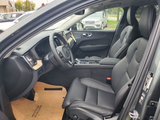 2027 Volvo XC60 B5 Ultra