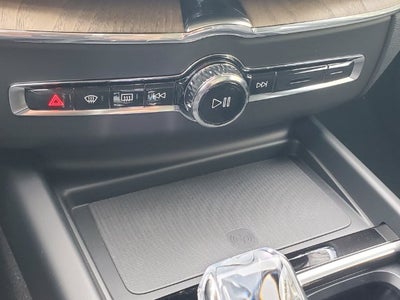 2027 Volvo XC60 B5 Ultra